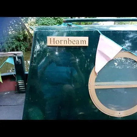 Cosy, Secluded Narrow Boat Hotel en barco